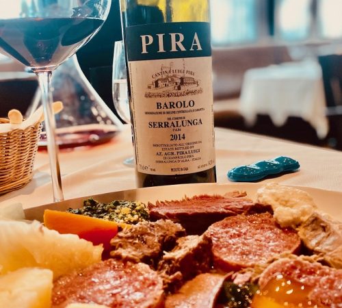 Combinações perfeitas: descubra qual vinho harmoniza melhor com cada prato cozido.